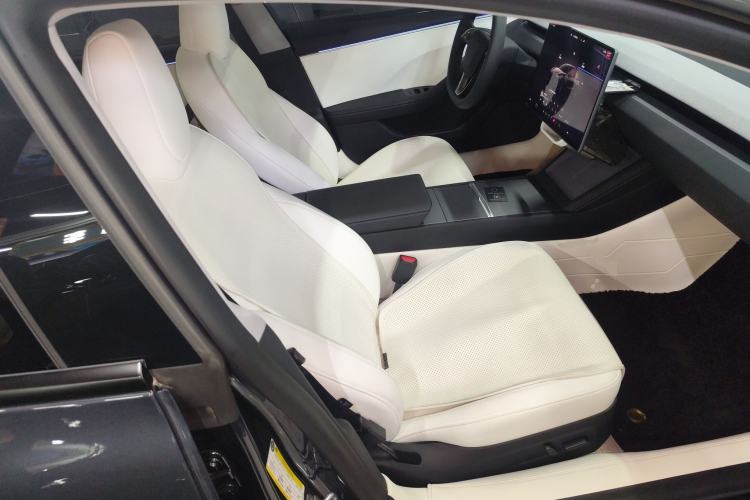 Used Tesla Model 3 2023 Long-Range All-Wheel-Drive Version