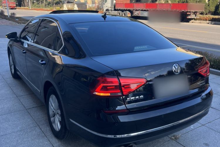 Used Volkswagen Passat 2015 1.8TSI DSG Prestige Edition Exterior 9