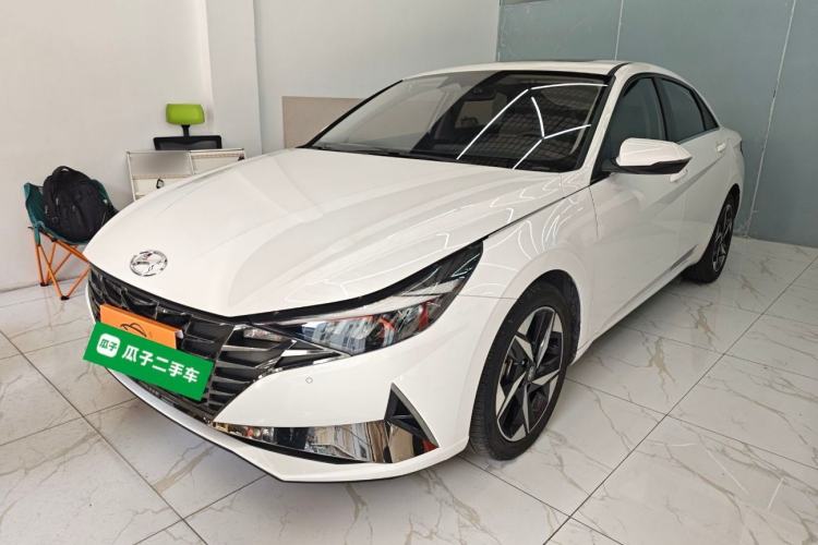 Used Hyundai Elantra 2021 1.5L CVT LUX Prestige Edition