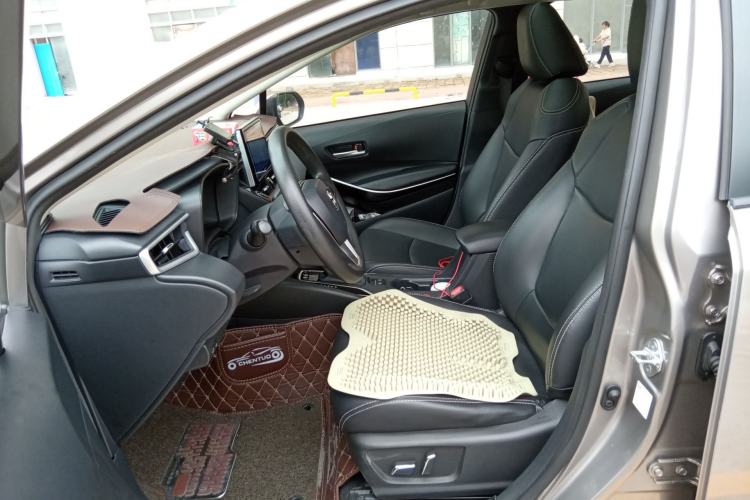 Used Toyota Corolla 2019 Dual-Engine 1.8L E-CVT GL-i Elite Edition Left Front Seat