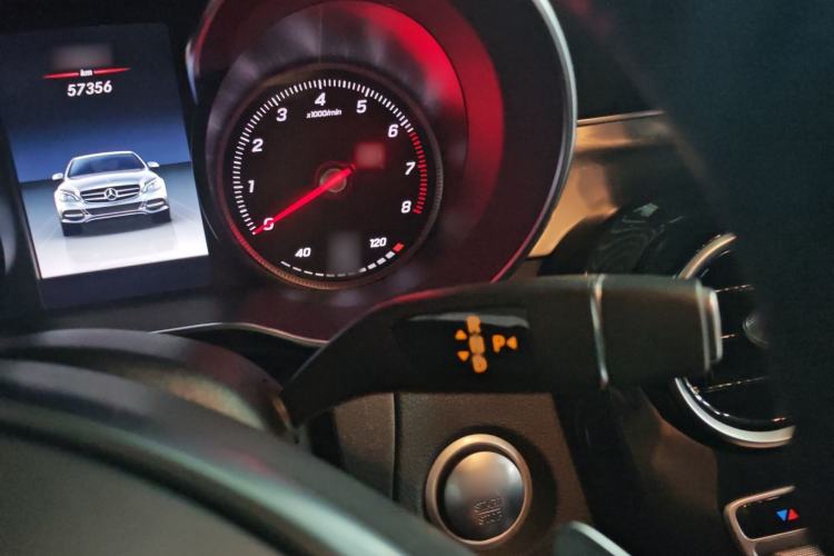 Used Mercedes-Benz C-Class 2018 C 200 Achievement Special Edition Gear Lever