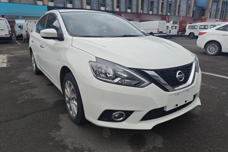 Used Nissan Sylphy 2021 Classic 1.6XL CVT Luxury Edition Front Right 45 Deg