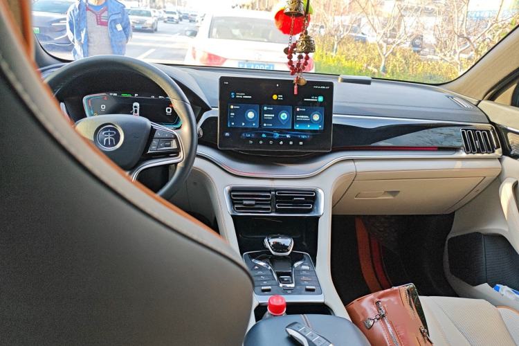 Used BYD Song PLUS New Energy 2021 DM-i 51KM Prestige Model Center Console