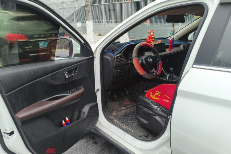 Used Dongfeng Fengon S560 2021 1.5T Manual Urban Model Driver Seat