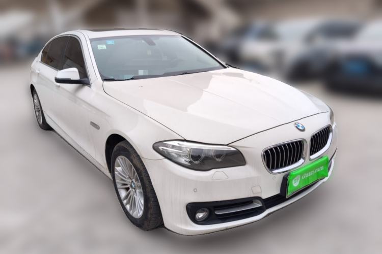 Used BMW 5 Series 2013 525Li Leading Model Front Right 45 Deg