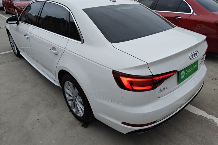 Used Audi A4L 2018 30th Anniversary Edition 40 TFSI Trendy Model
