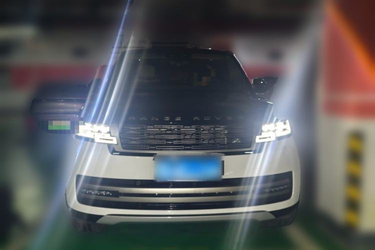 Used Land Rover Range 2023 3.0 L6 400 PS Prestige Seven-Seater Extended Version Front