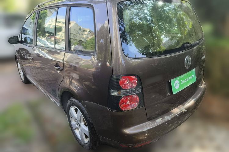 Used Volkswagen Touran 2011 1.4T Manual Zhiya Edition 5 Seats
