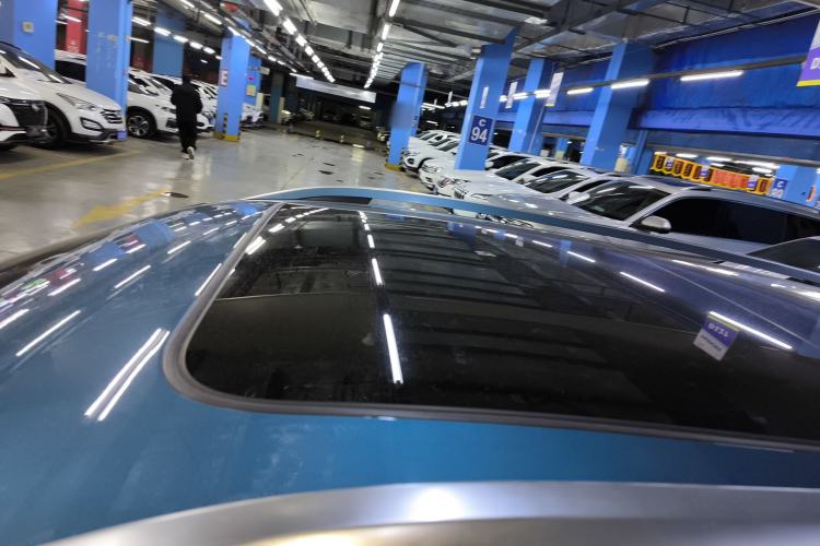 Used Volkswagen Tharu 2020 330TSI All-Wheel-Drive Luxury Edition China VI Standard