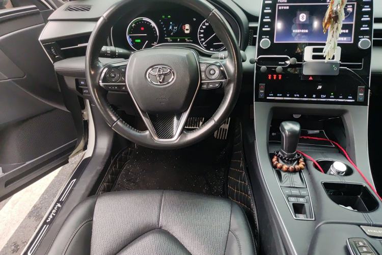 Used Toyota Avalon 2019 Dual-Engine 2.5L Luxury Edition China V Standard
