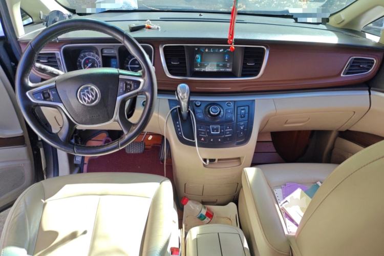 Used Buick GL8 2018 28T Luxury Model China VI Standard Center Console