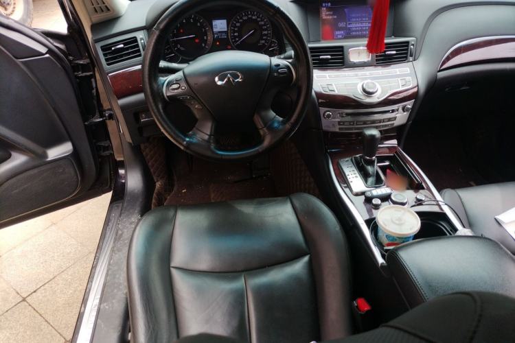 Used Infiniti Q70 2017 Q70L 2.5L Enjoyment Edition
