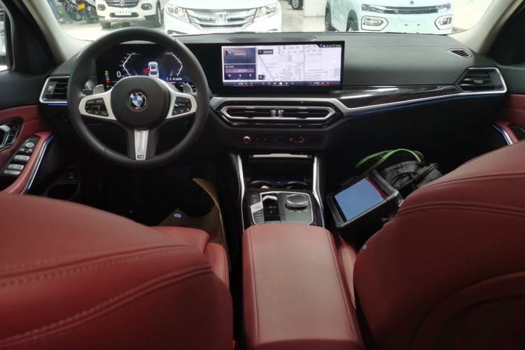 Used BMW 3 Series 2024 325Li M Sport Package Center Console