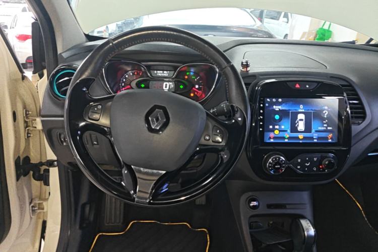Used Renault Captur 2015 1.2T Automatic Comfort First Edition
