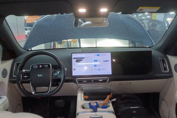 Used Li Auto L7 2024 Ultra Model
