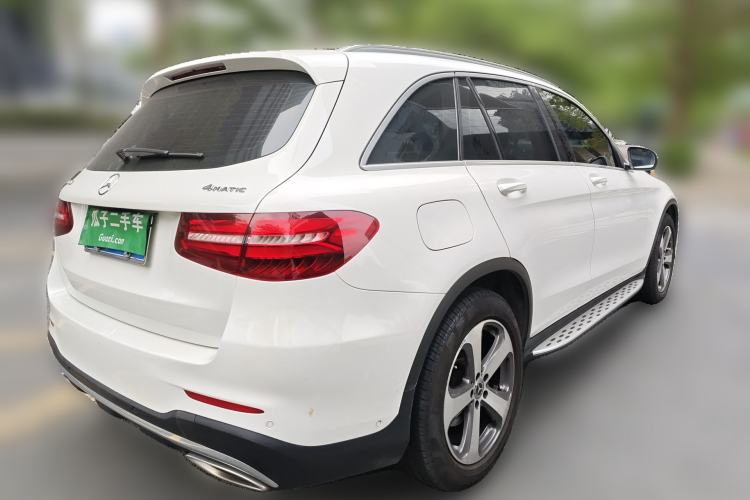 Used Mercedes-Benz GLC 2017 GLC 260 4MATIC Luxury Model