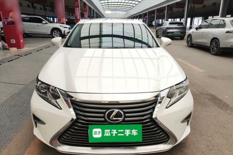 Used Lexus ES 2015 200 Elite Edition Front