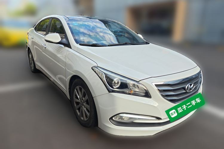 Used Hyundai Mistra 2014 1.8L Automatic Smart GLS Front Right 45 Deg