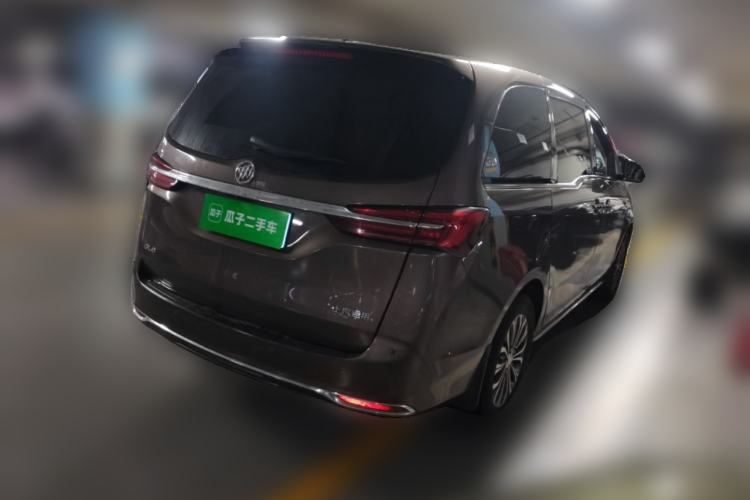 Used Buick GL8 2023 Land Executive Class Deluxe Model
