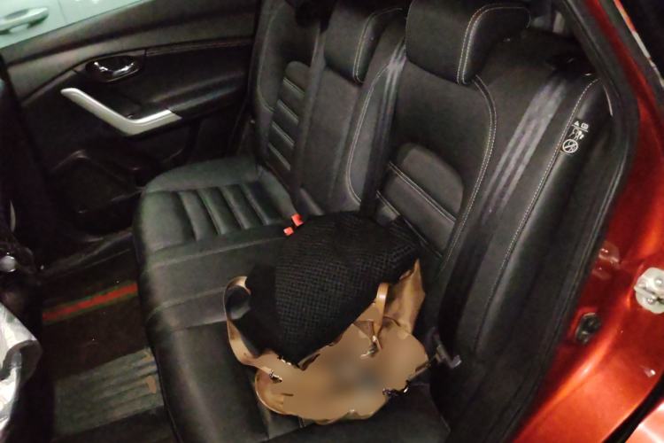 Used Venucia T90 2018 2.0L CVT Smart Connect Luxury Edition China V Standard