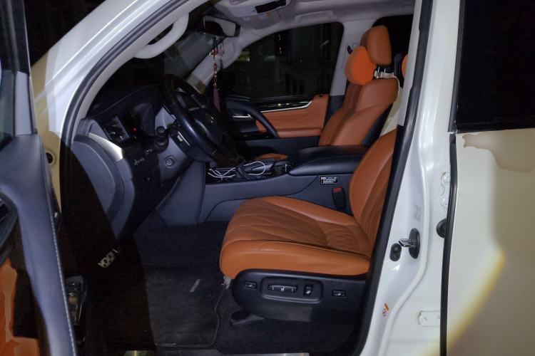 Used Lexus LX 2019 570 Peak Special Edition
