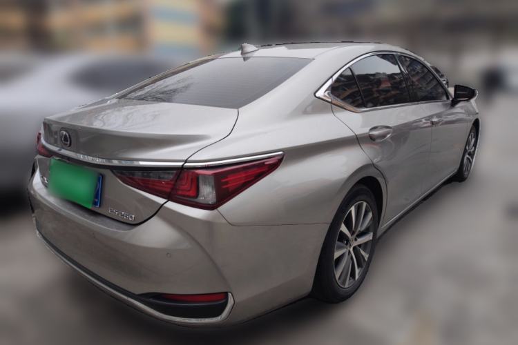 Used Lexus ES 2020 260 Excellence Edition
