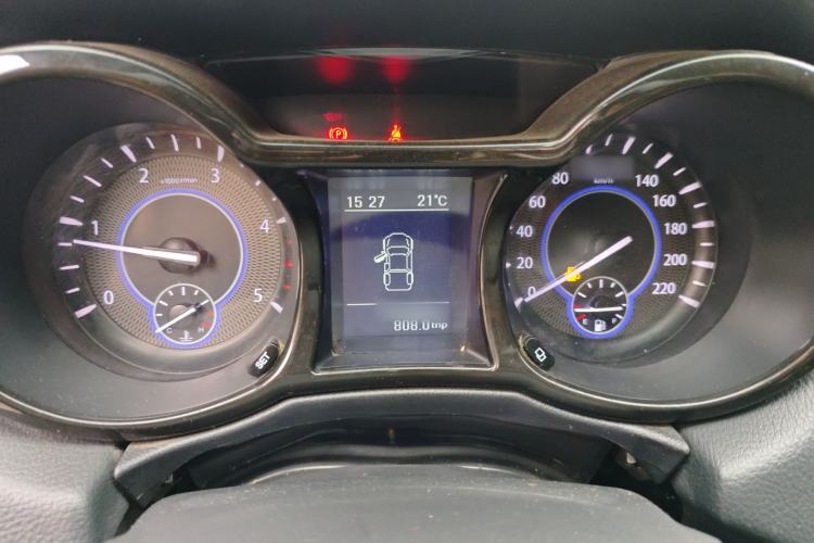 Used JMC Yuhu 5 2018 2.4T Classic Edition Diesel Manual 4x4 Luxury Shield Version with Extended Wheelbase