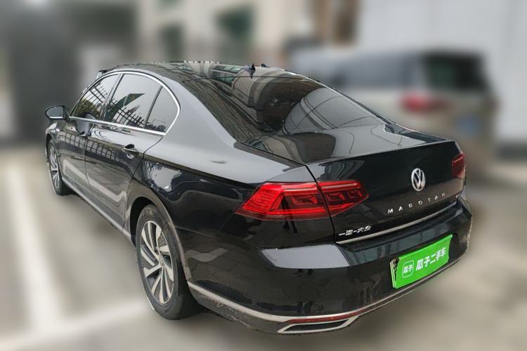 Used Volkswagen Magotan GTE Plug-in Hybrid 2020 GTE Luxury Model Rear Left 45 Deg