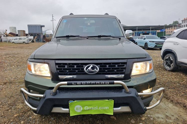 Used Leopaard Q6 2015 2.4L Manual 4x4 Excellence Edition
