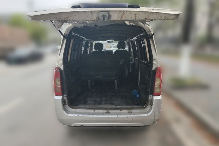 Used Wuling Rongguang 2019 1.5L Extended Basic Version Trunk