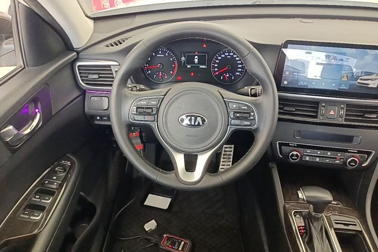 Used Kia K5 2016 2.0L Automatic LUX
