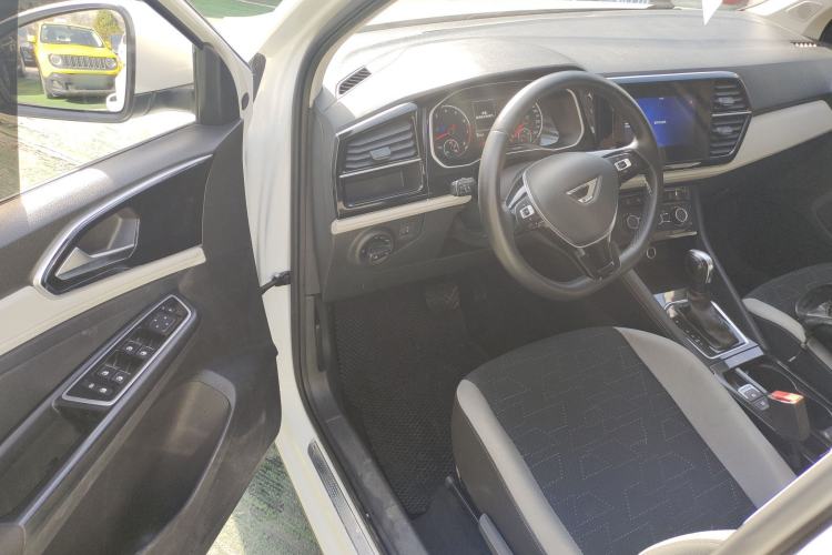 Used Jetta VS7 2023 280TSI Automatic Trend Edition
