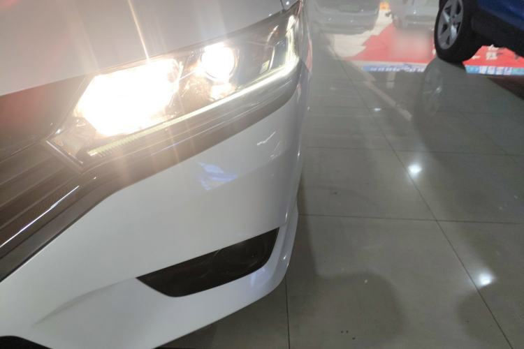 Used Honda Greiz 2016 1.5L CVT Classic Edition
