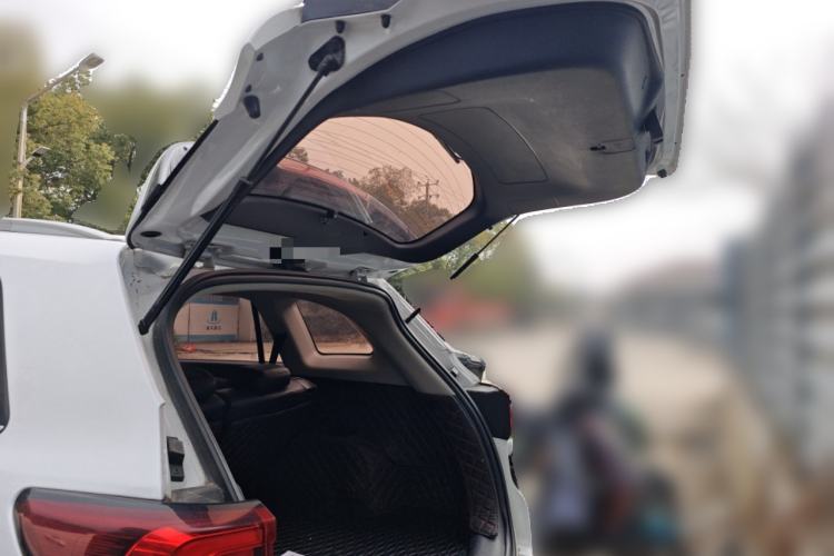 Used CHANGAN CS75 2018 280T Automatic Smart Edition China V Standard Trunk