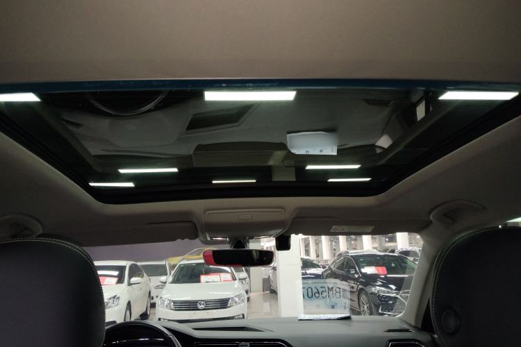 Used Volkswagen Tiguan L 2021 330TSI Automatic Two-Wheel Drive R-Line Enhanced Edition
