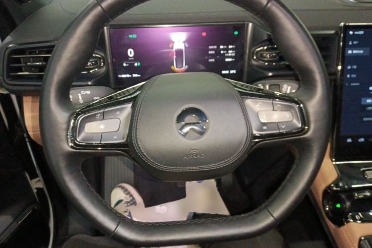 Used Nio ES8 2020 415 km Range 7-Seater Version