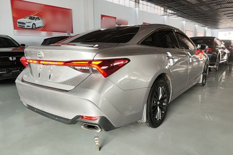 Used Toyota Avalon 2019 2.0L XLE Premium Edition China VI