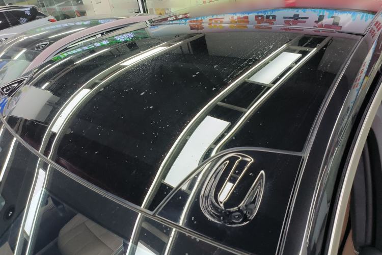 Used ONVO Luxeed L90 2025 Model—Max Six-Seater Version
