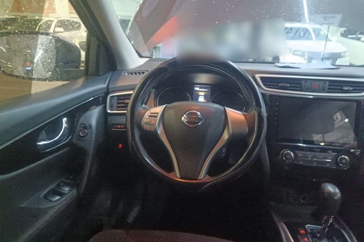 Used Nissan Qashqai 2016 2.0L CVT Elite Edition Steering Wheel