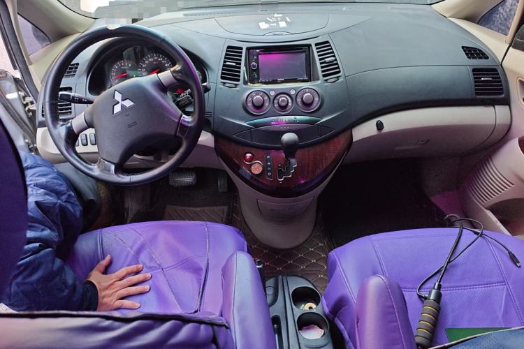 Used Mitsubishi Grandis 2009 2.4 7-Seater Comfort Edition