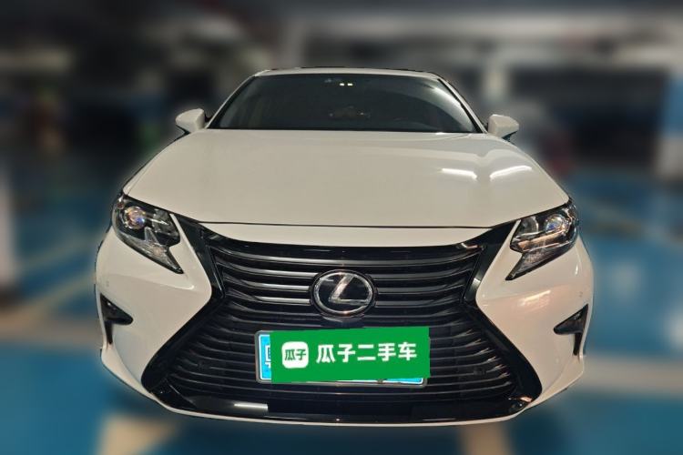 Used Lexus ES 2017 200 30th Anniversary Edition Front