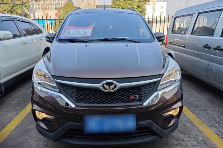 Used HYOSOW H3 2015 1.5L manual Comfort trim level
