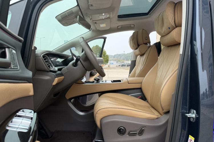 Used Denza D9 2022 DM-i 970 Four-Wheel Drive Flagship Model