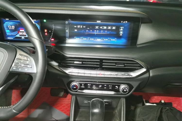 Used Bestune T77 2019 230 TID Automatic Luxury Version China VI Emission Standard
