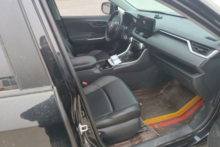 Used Toyota Wildlander 2023 2.0L CVT Two-Wheel Drive Leading Edition