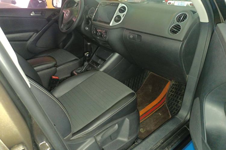 Used Volkswagen Tiguan L 2016 300TSI Automatic Two-Wheel Drive Trend Edition