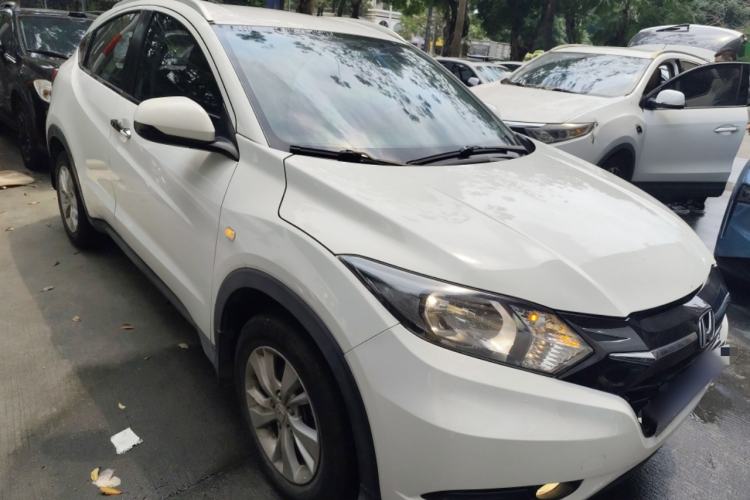 Used Honda Vezel 2017 1.5L CVT 2WD Comfort Model Front Right 45 Deg