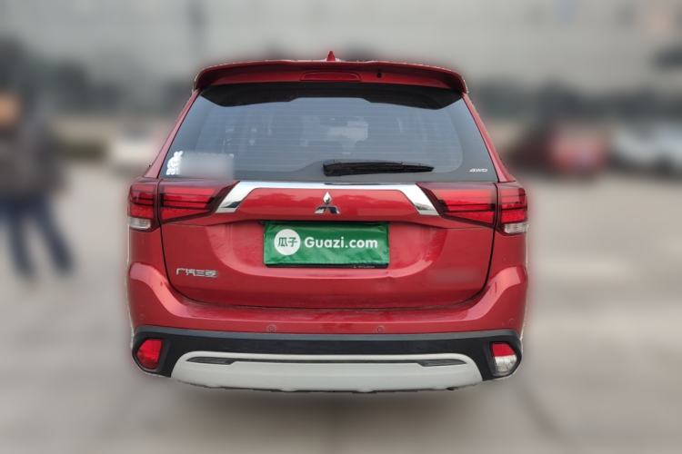 Used Mitsubishi Outlander 2019 2.4L 4x4 Zhi Xiang Edition 5 Seats China VI Standard