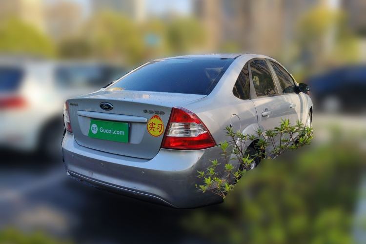 Used Ford Focus 2011 Sedan 1.8L Automatic Fashion Edition