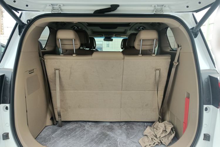 Used Buick GL8 2021 ES Land Cruiser 653T Smart Flagship Model Trunk